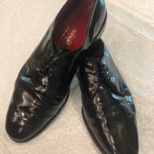 Dressed to Kill.... Allen Edmonds have long been known for quaility
